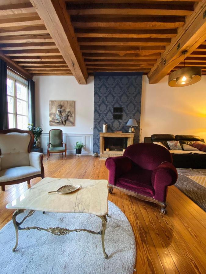 Vaste Appartement Centre Historique De Dole Eksteriør bilde