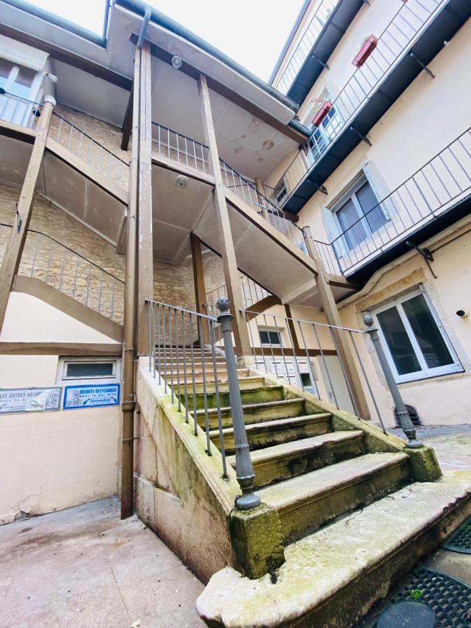 Vaste Appartement Centre Historique De Dole Eksteriør bilde
